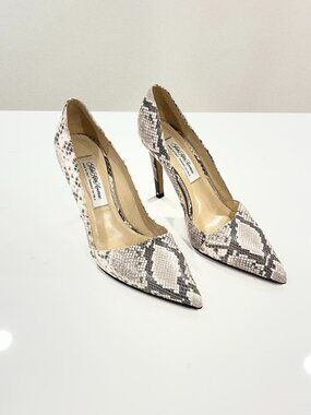 EUC Saks 5th Avenue Women's piton leather Pumps  Size 7 B